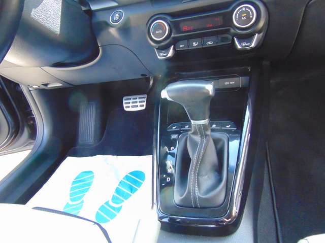 Kia Stonic Platinum Edition