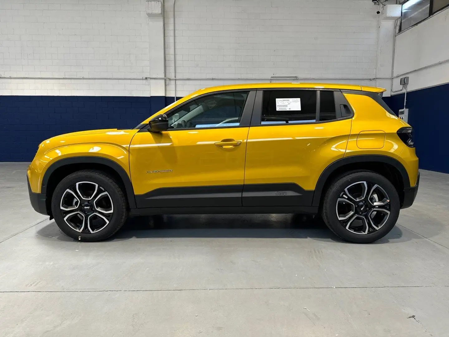 Jeep Avenger 1.2 Turbo Summit Gelb - 2