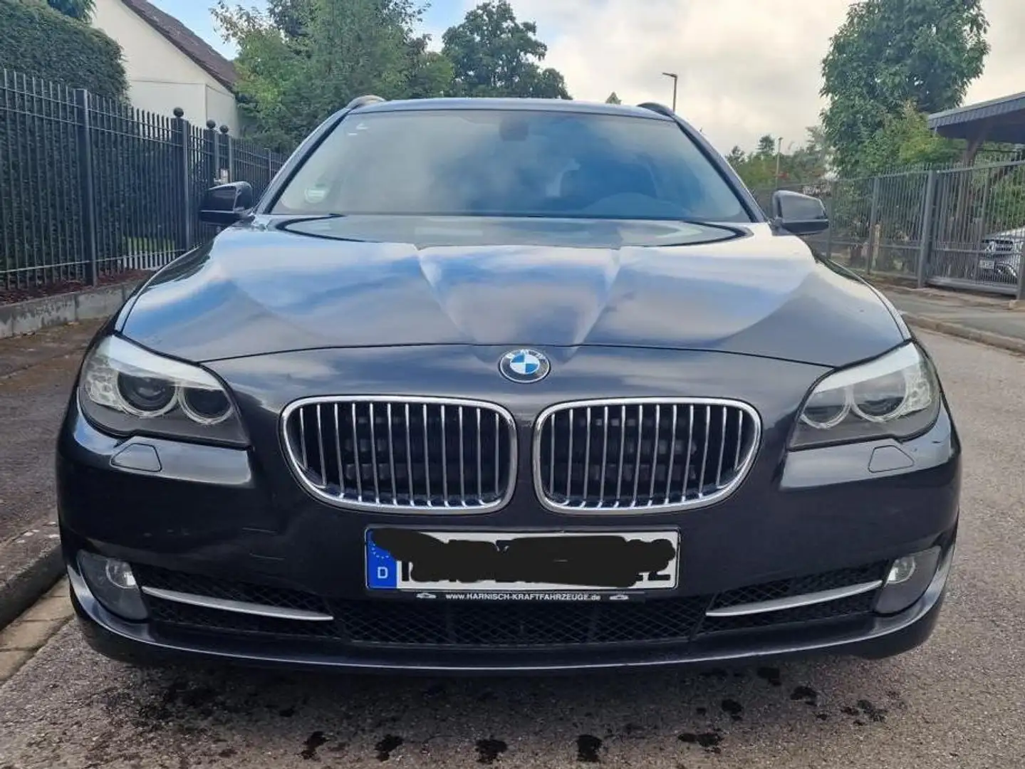 BMW 520 520d Touring Aut. - Pano - Rentner - Garage Schwarz - 1