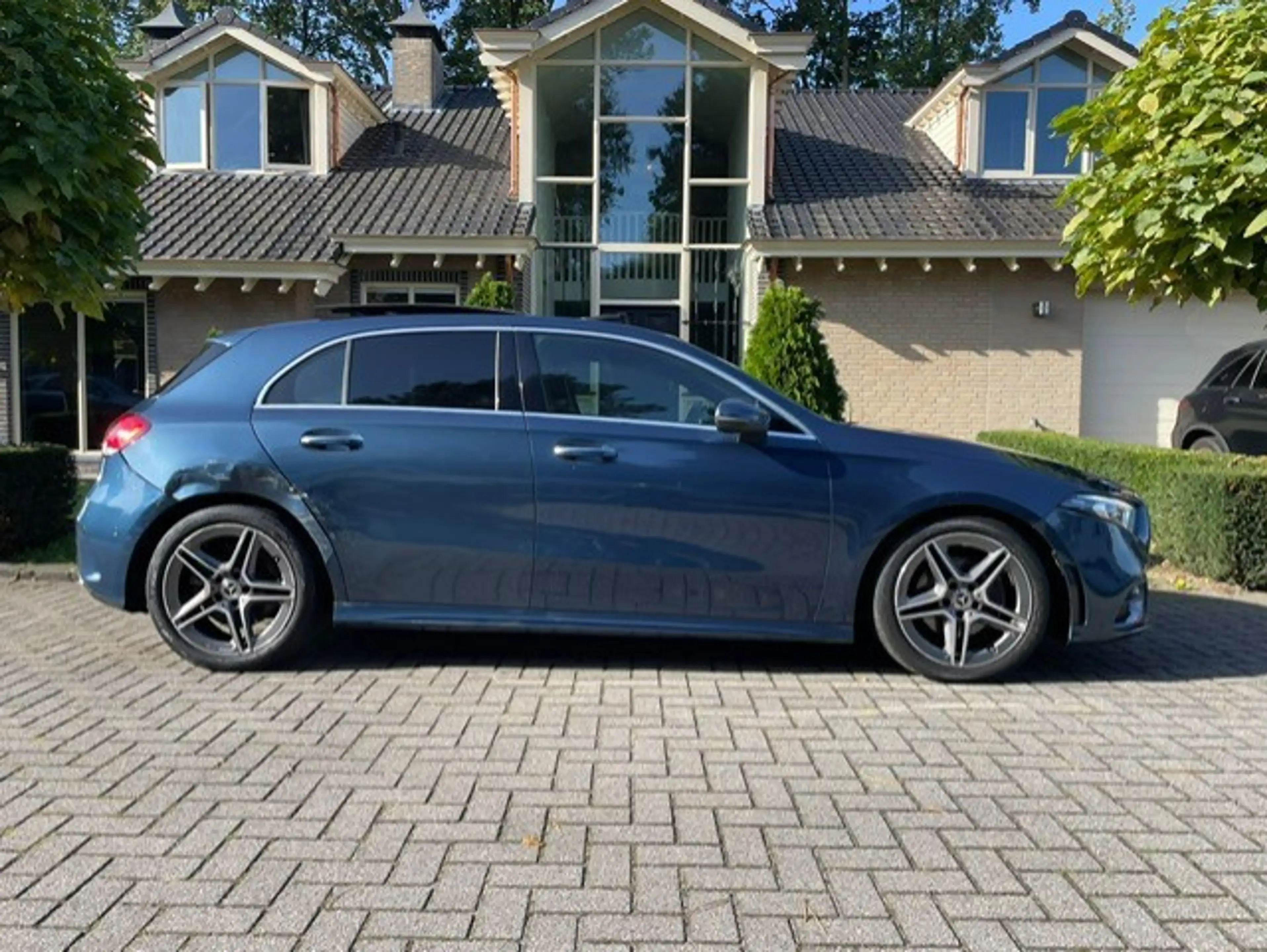 Mercedes-Benz A 200 AMG LINE PANO LED NAVI CAMERA — photo 5