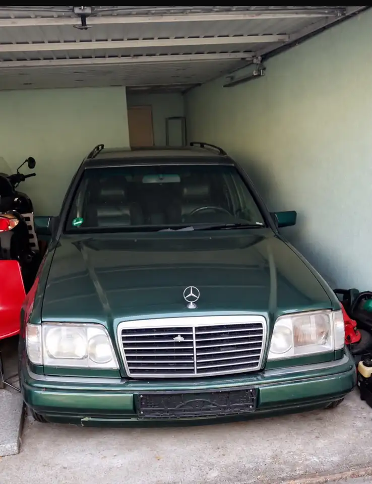 Mercedes-Benz E 280