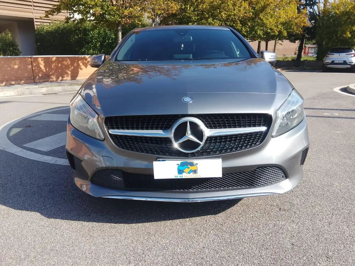 Mercedes-Benz A 160 d Sport Gris - 2
