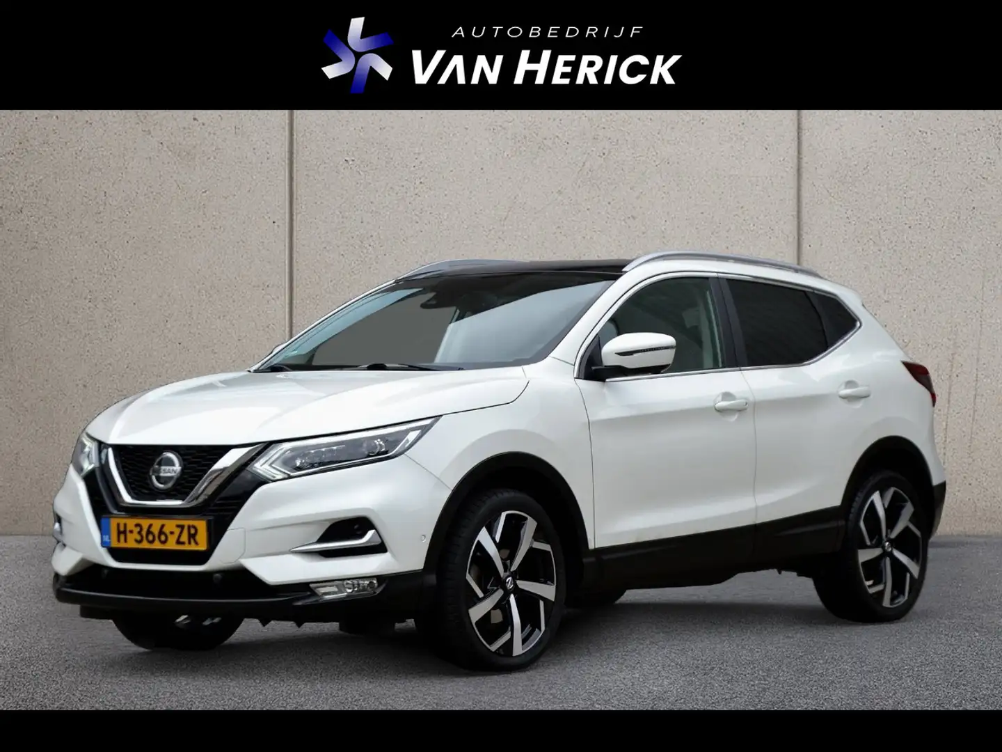 Nissan Qashqai 1.3 DIG-T Tekna + 160PK | Trekhaak | Leer | 360 Ca Weiß - 1