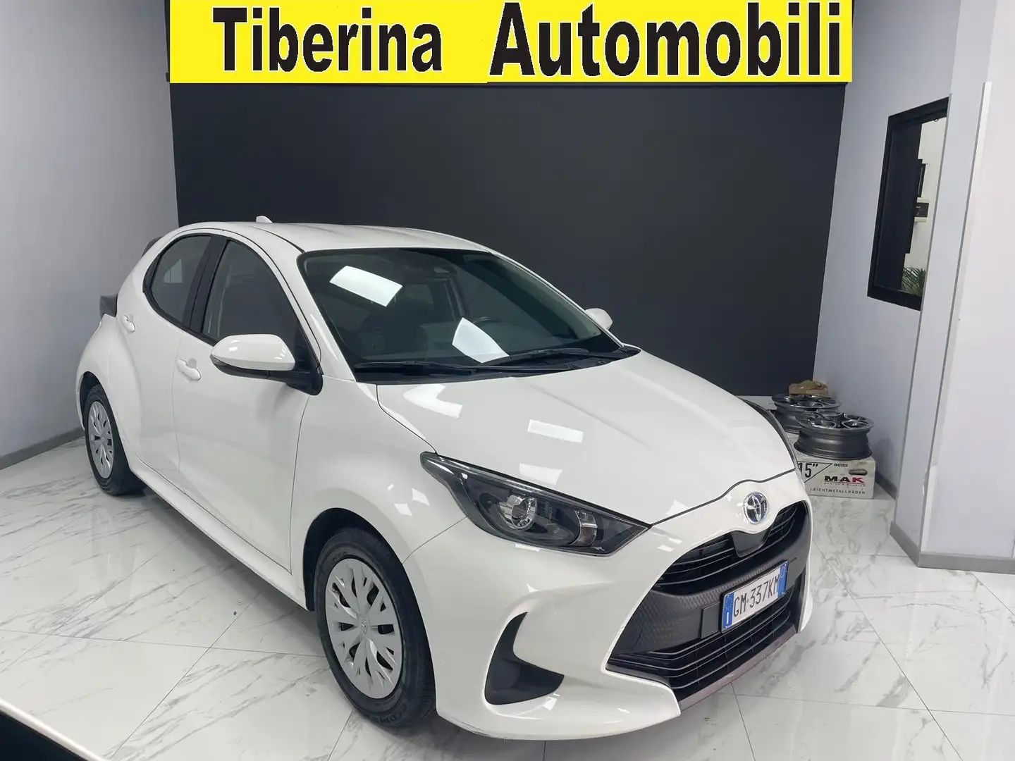 Toyota Yaris 1.5h HYBRID 92CV BUSINNES/CAMERA/PDC/MEDIAPACK/ Bianco - 1