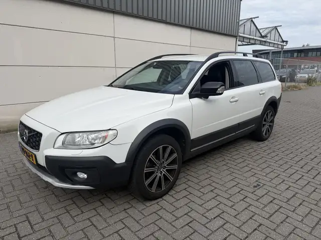 Volvo XC70 2.0 D4 FWD Summum LEER / TREKHAAK / CRUISE CONTROL