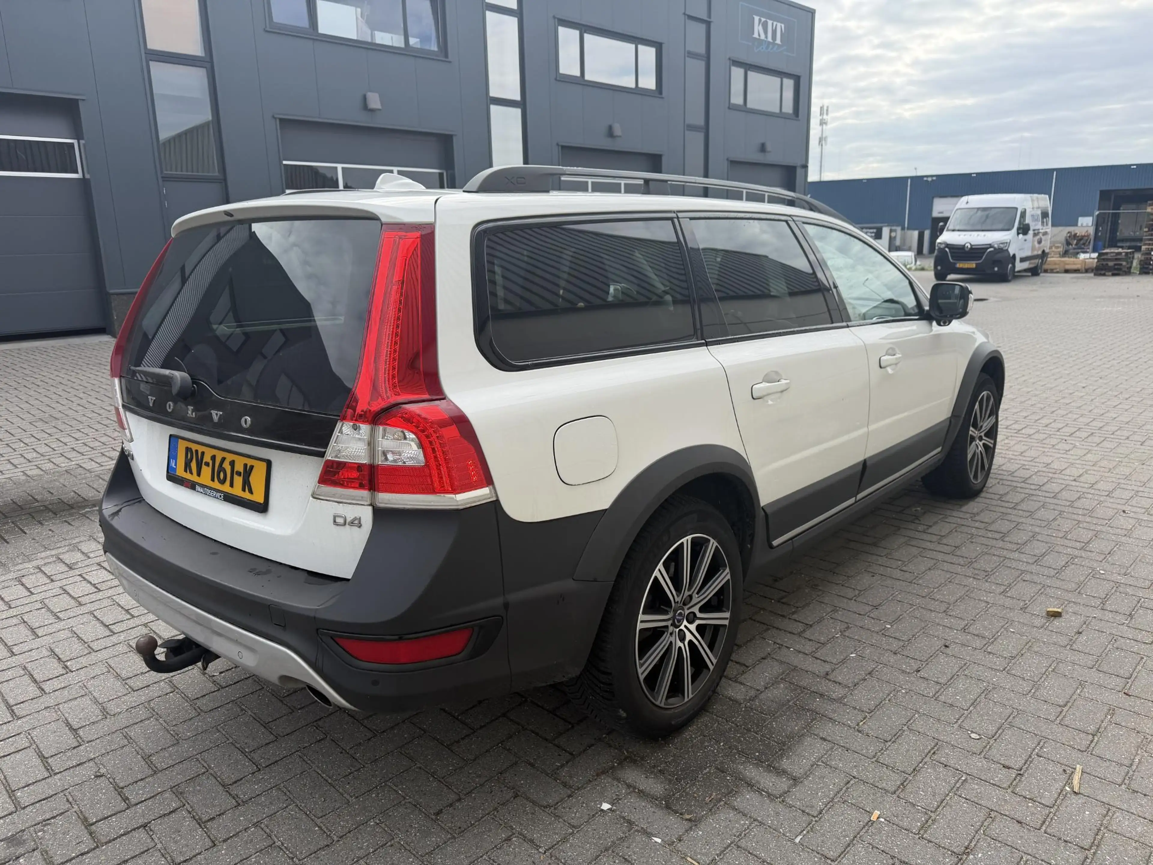 Volvo XC70 2.0 D4 FWD Summum LEER / TREKHAAK / CRUISE CONTROL — photo 5