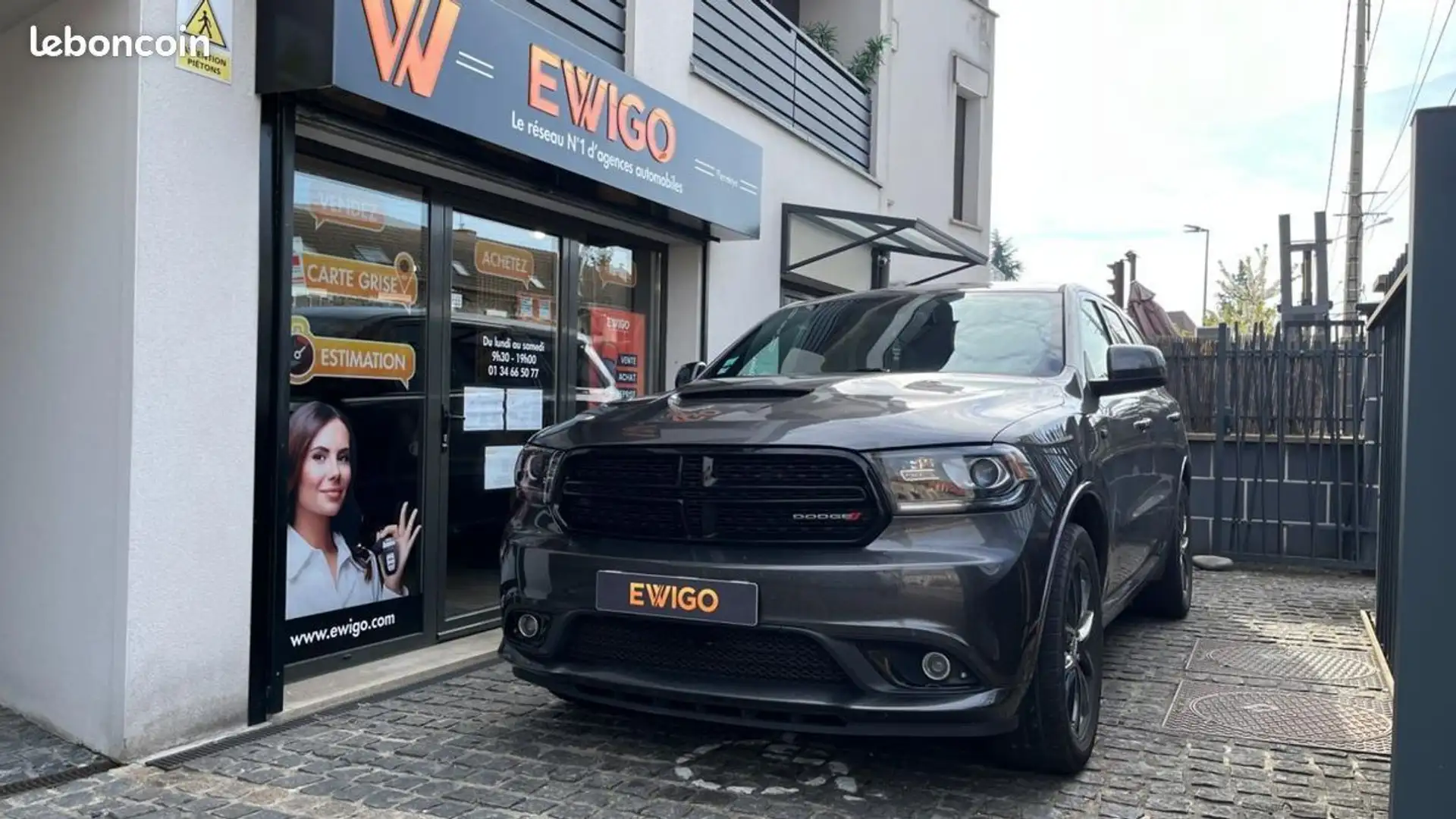 Dodge Durango 3.6 V6 294ch SXT Šedá - 1