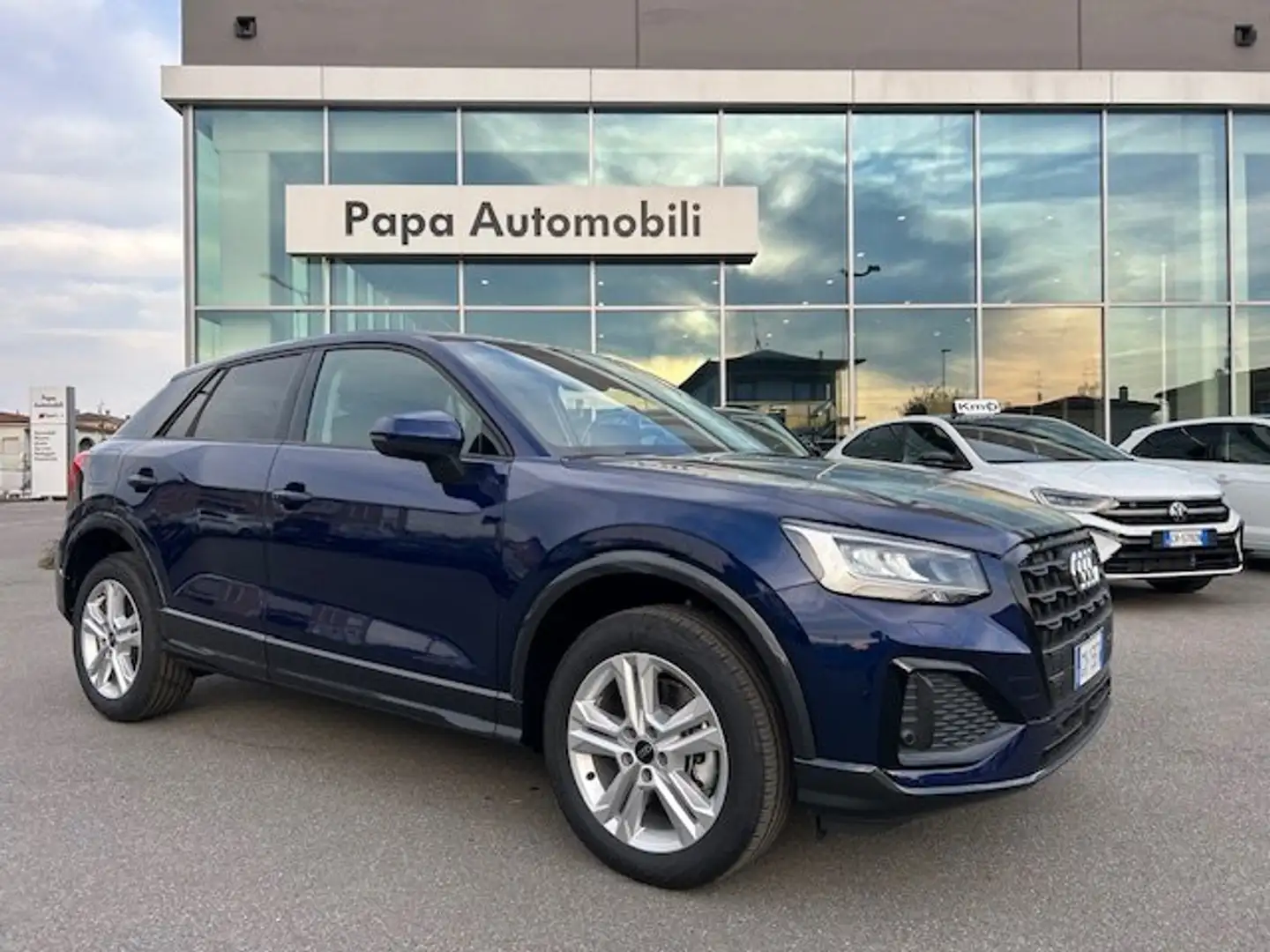 Audi Q2 2.0 TDI S line edition s-tronic Blu/Azzurro - 1