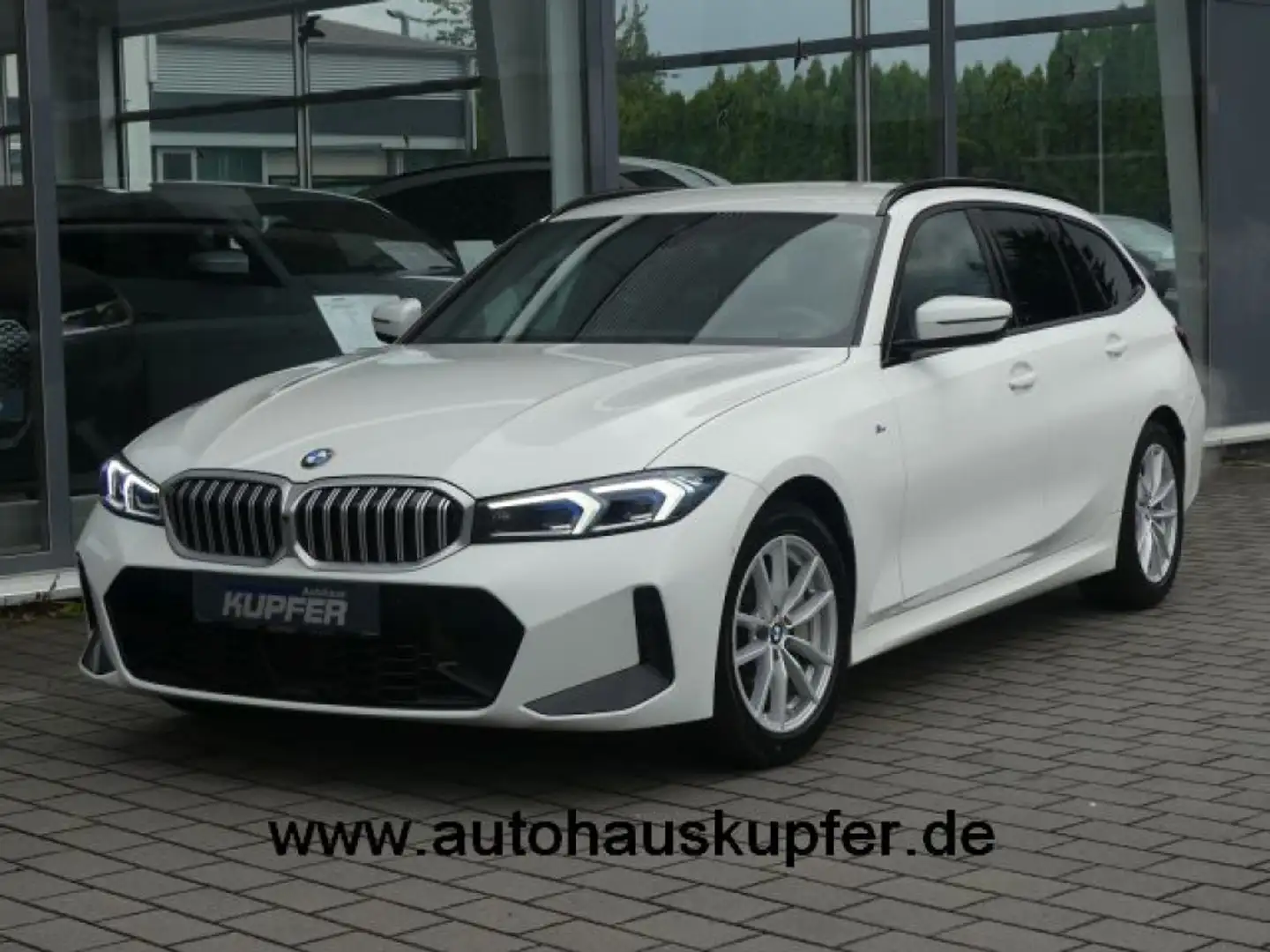BMW 330 i xDrive Tour°M Sportpaket AHK°ACC°360°-HIFI Blanco - 1