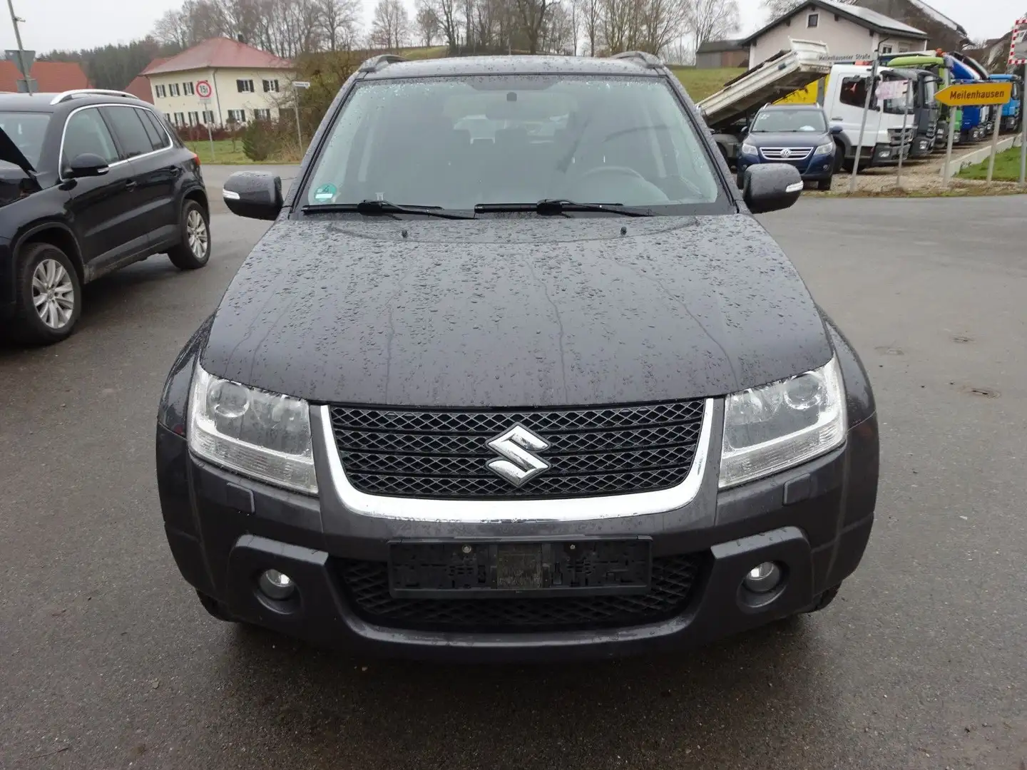 Suzuki Grand Vitara 1.9/ 4X4/Euro 5/AHK Grau - 1