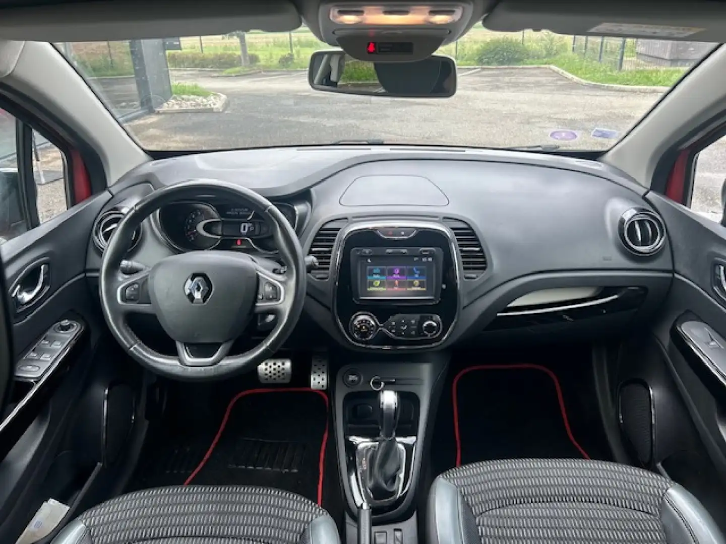 Renault Captur Intens EDC Rouge - 2