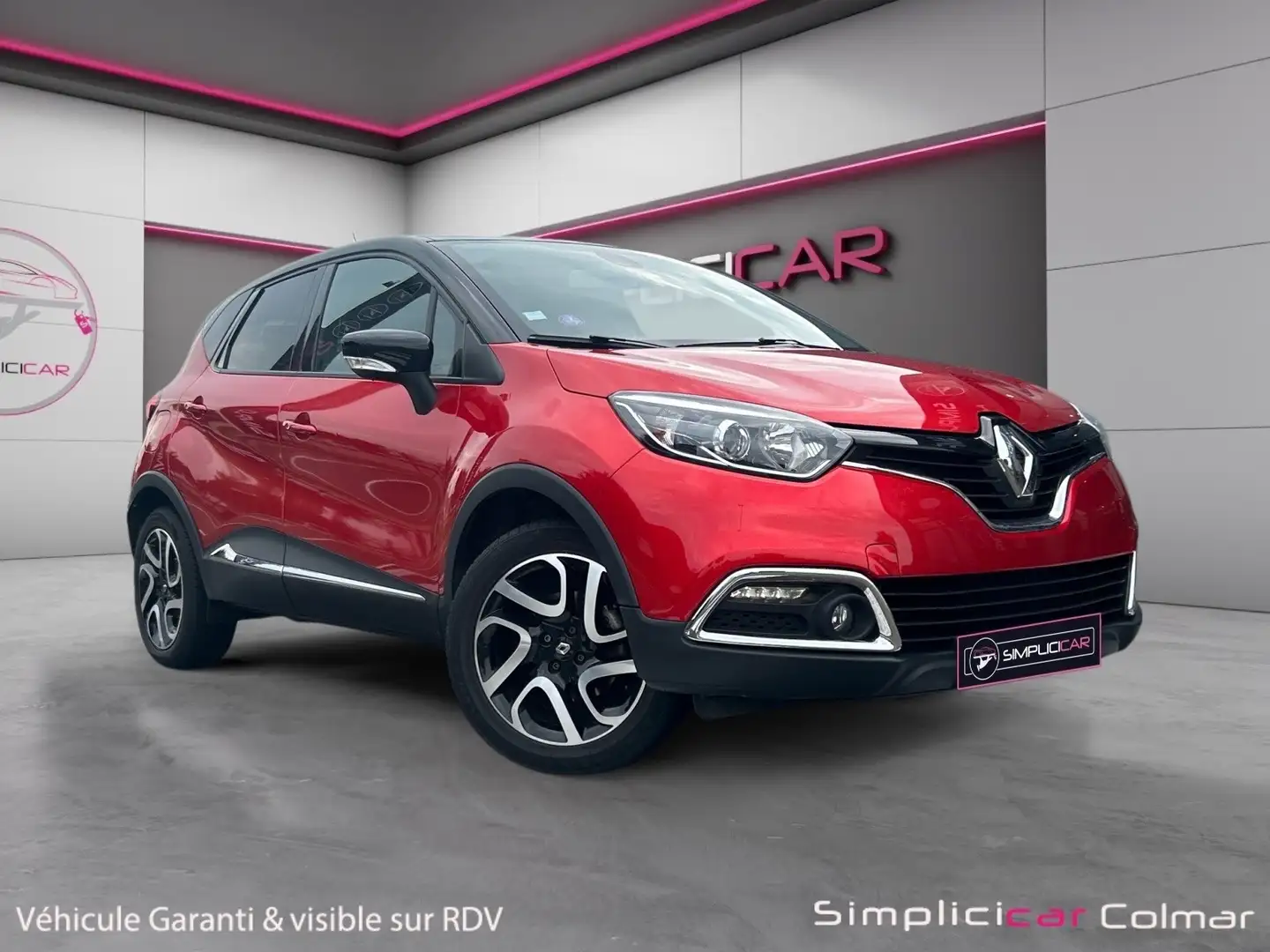 Renault Captur Intens EDC Rouge - 1