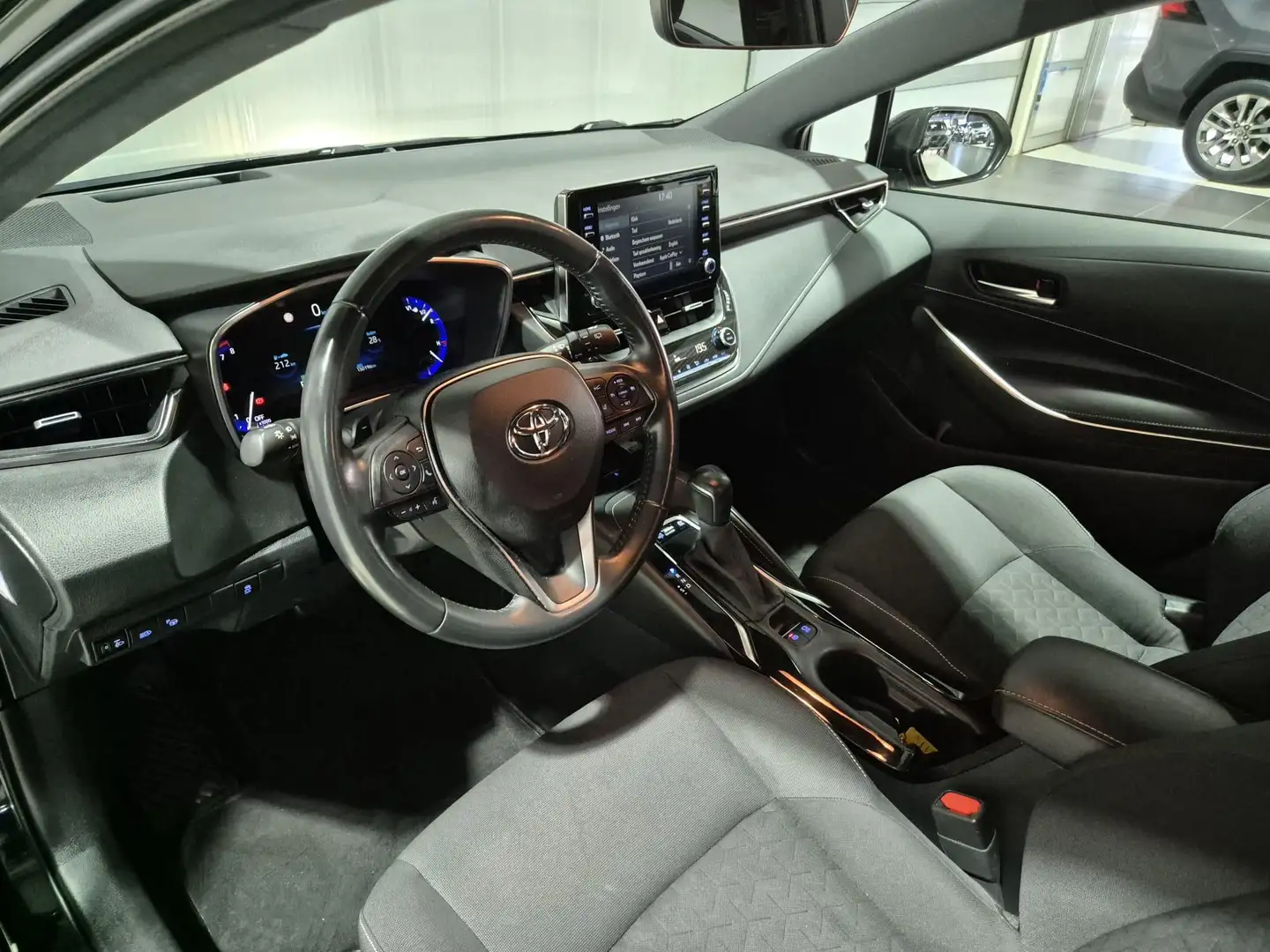 Toyota Corolla Touring Sports 2.0 Hybrid Style Noir - 2