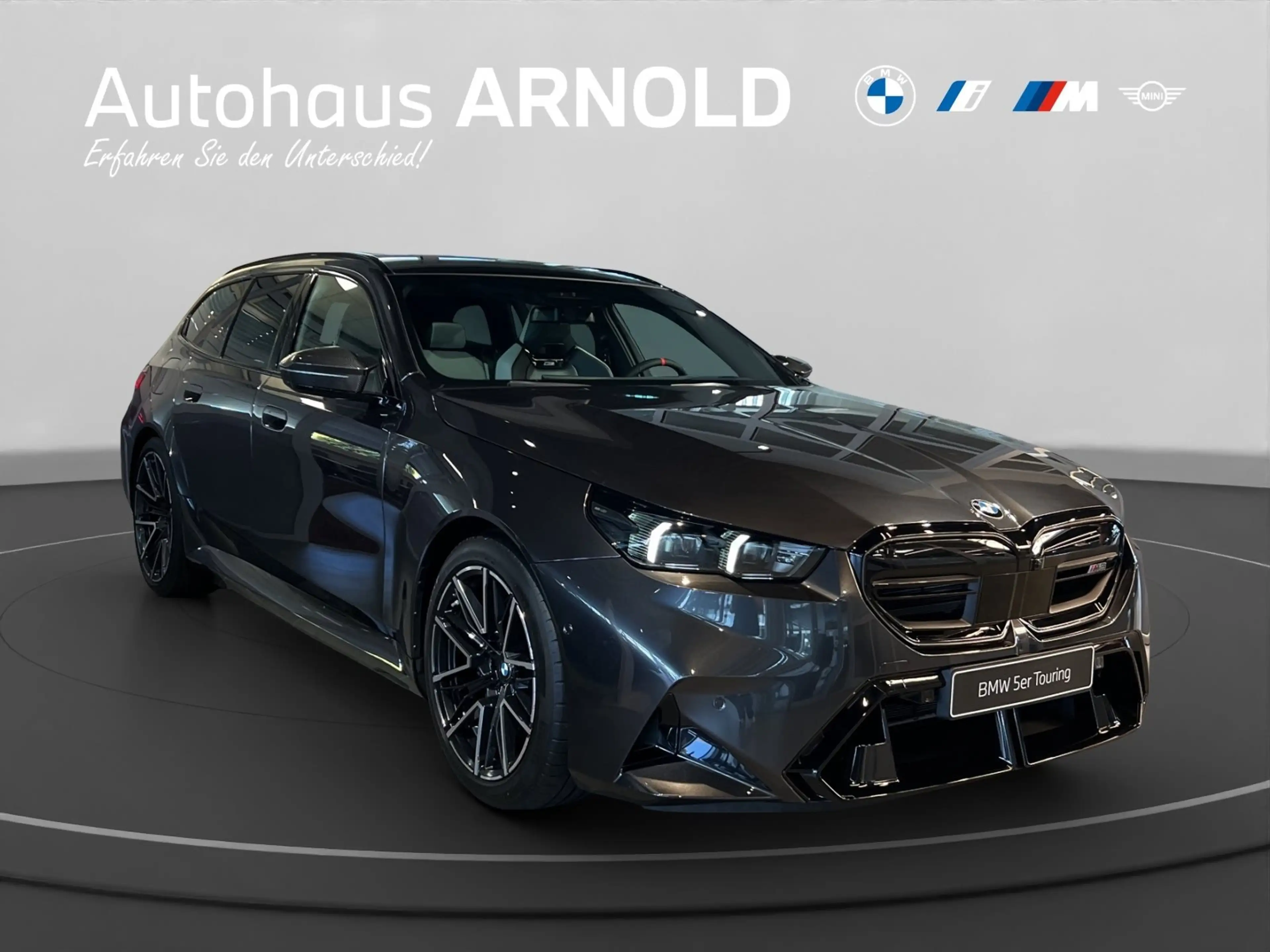 BMW M5 Touring M Drivers P. LED Pano.Dach AHK — photo 3