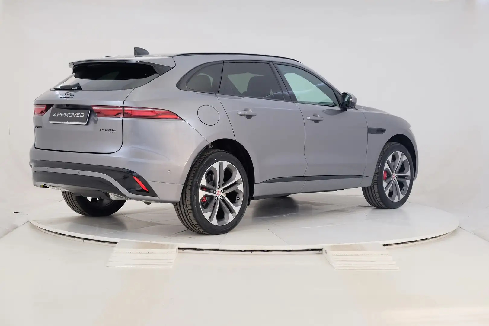 Jaguar F-Pace (X761) 2.0 PHEV 404 CV e AWD aut. R-Dynamic S Grigio - 2