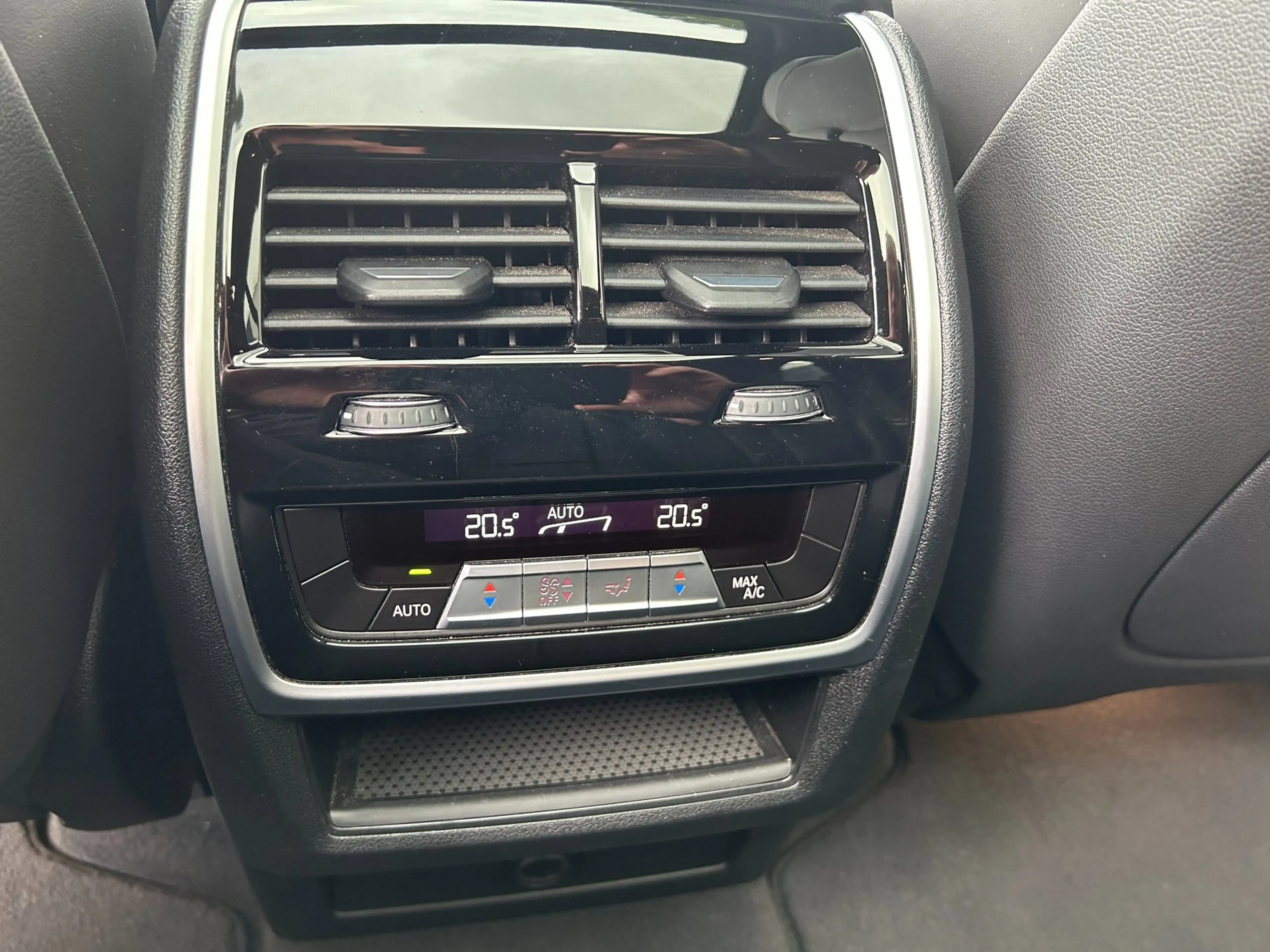 BMW X5 XDrive45e, M-sport, BTW, Skylounge, Massage, Softc — photo 19