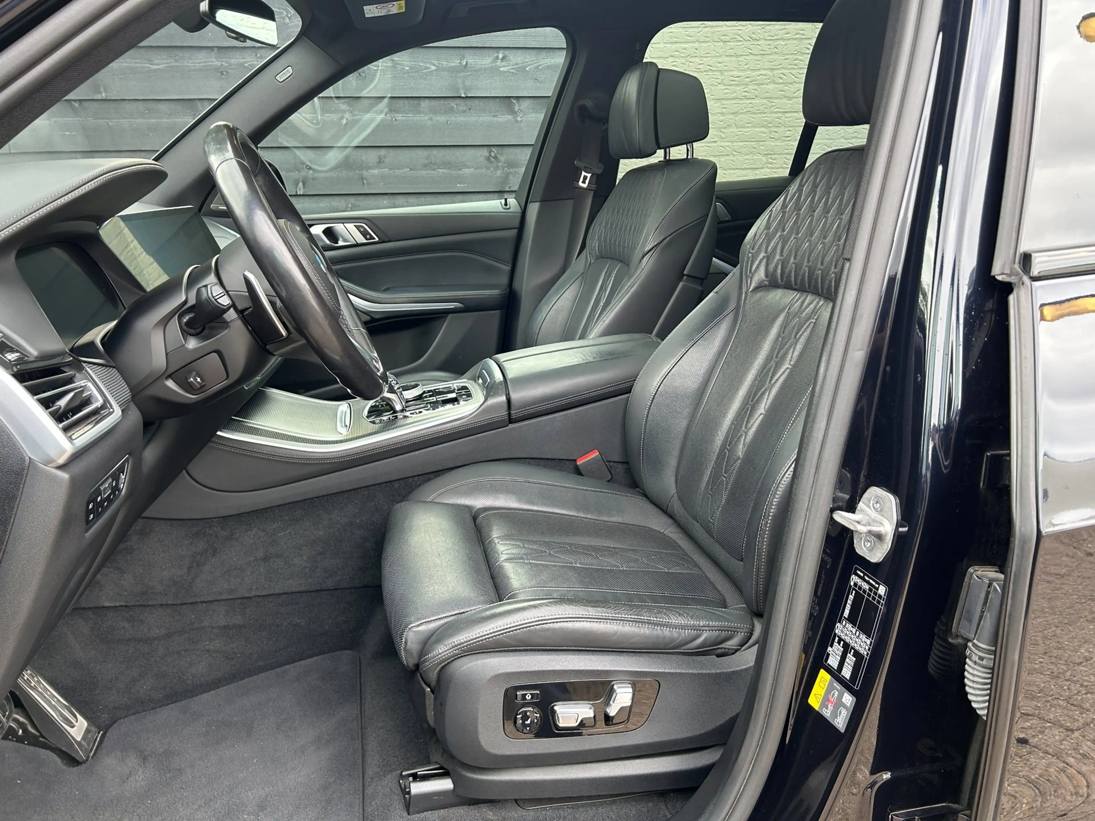 BMW X5 XDrive45e, M-sport, BTW, Skylounge, Massage, Softc — photo 13
