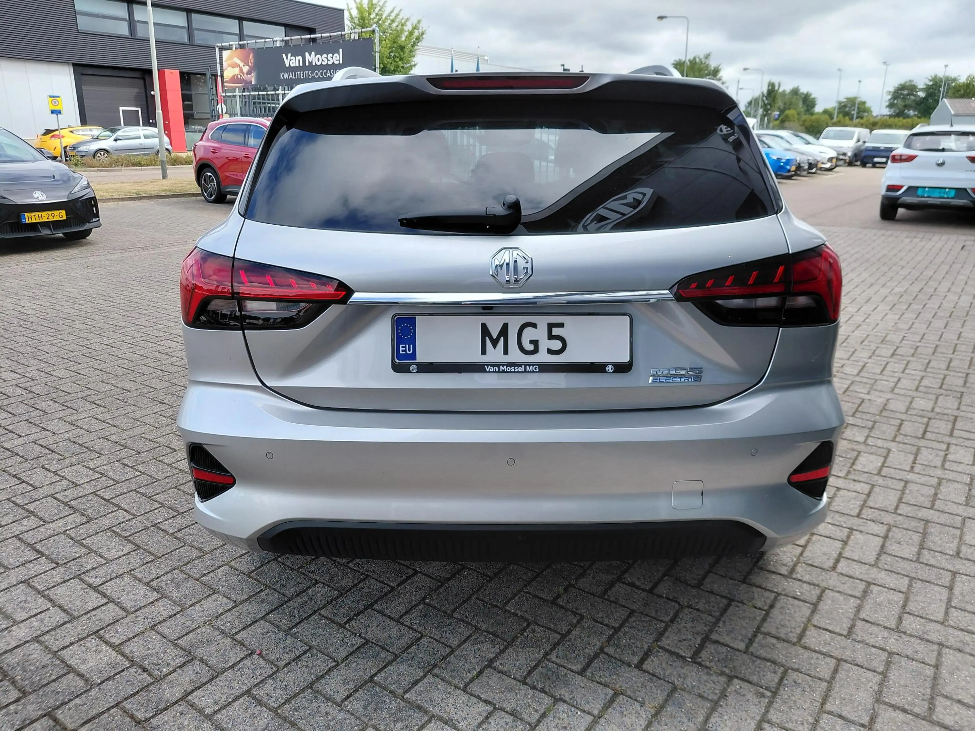 MG MG5 Electric Long Range Comfort 61 kWh — photo 5