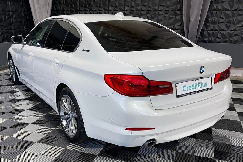 BMW 530 5 Limousine 530 e Hybrid, Navi, Kamera,LED — photo 5