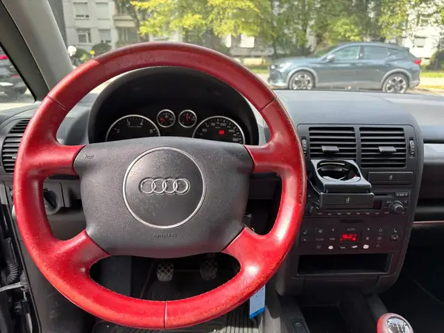 Audi A2 view 10