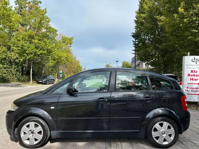 Audi A2 view 2