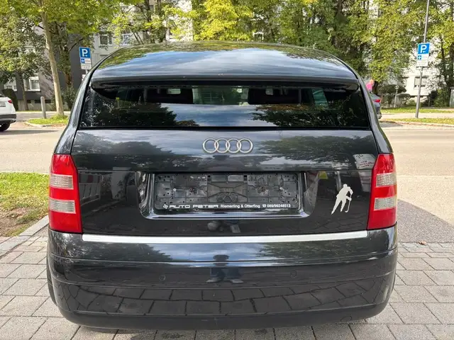Audi A2 view 4