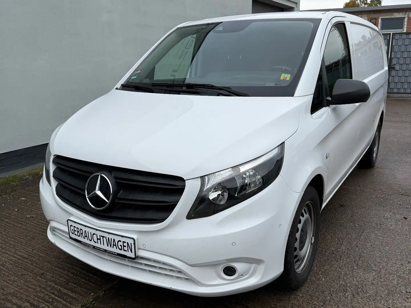 Mercedes-Benz Vito Kasten 116 CDI RWD lang, Flügeltür, Navi Weiß - 2