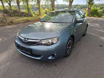 Active 4WD 1.5 TÜV 08/2028 AHK