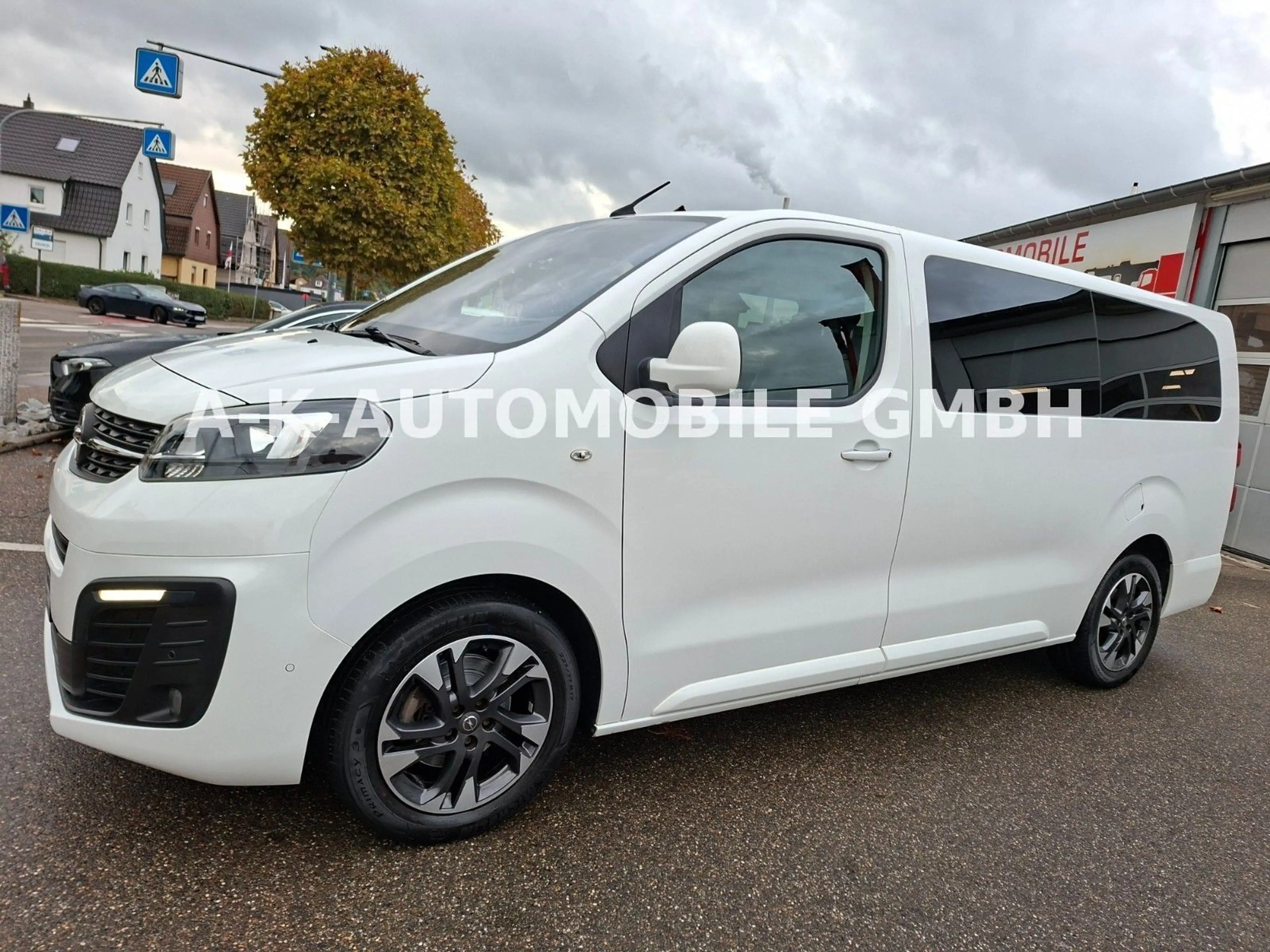 Opel Zafira Life Tourer L 6-SITZER — photo 7