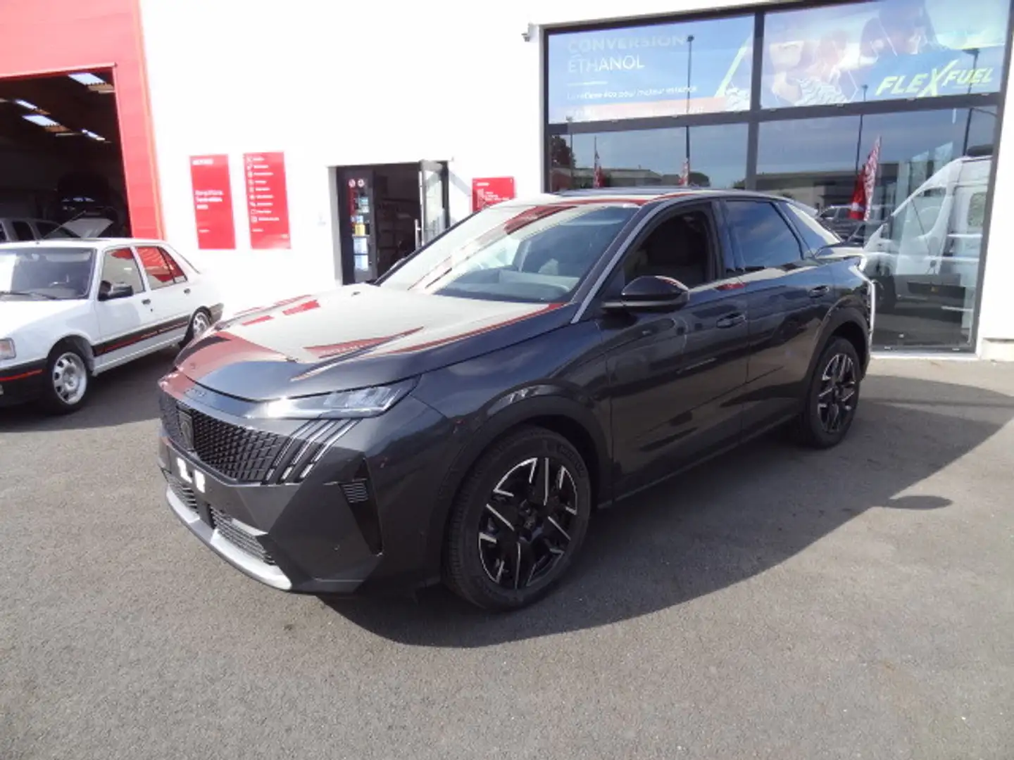 Peugeot 3008 1.2 HYBRID 136CH ALLURE E-DCS6 Gris - 1