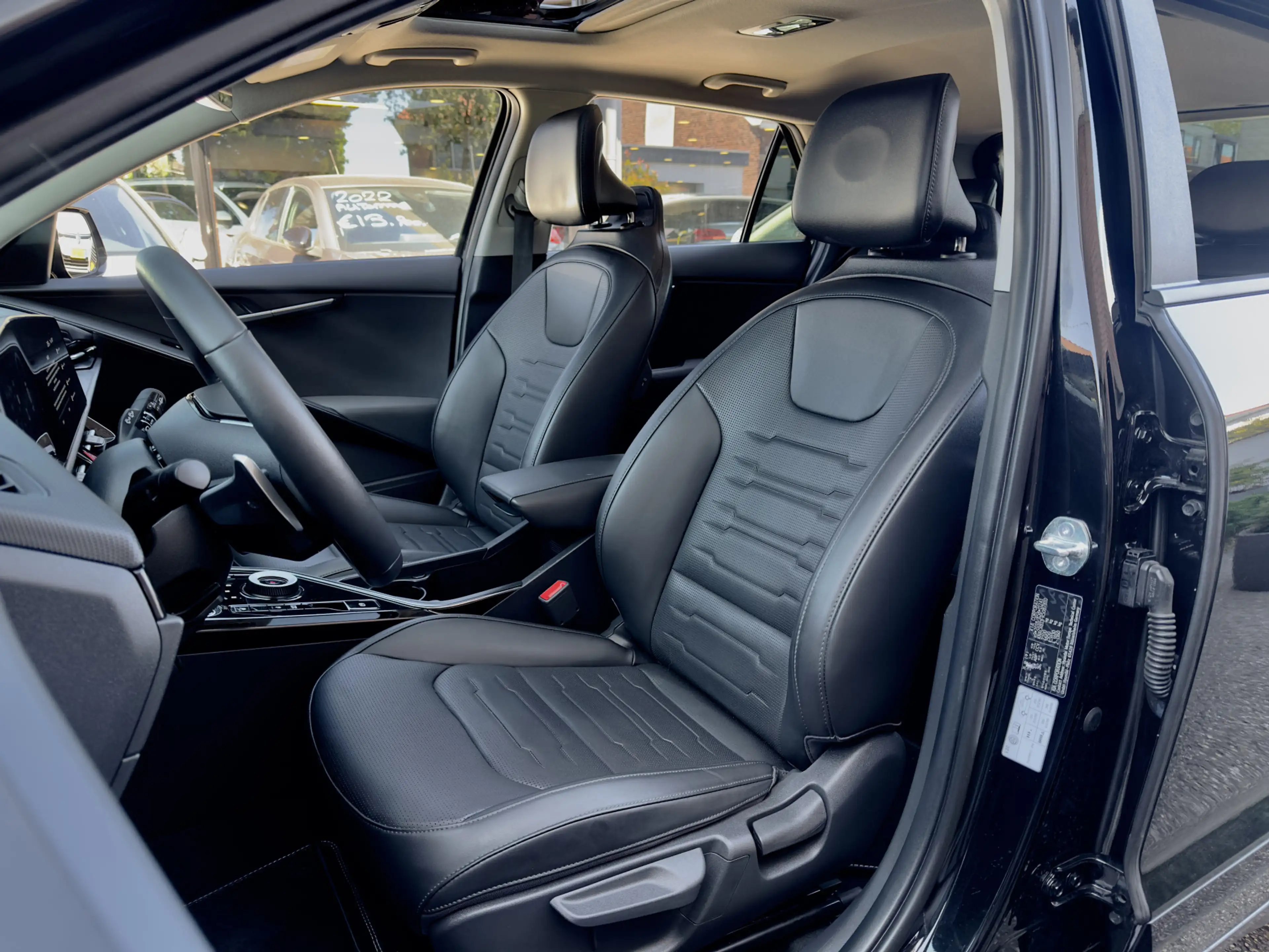 Kia e-Niro EV ACTIE! BETAAL NU 50% 12450 DE REST IN 2JR RENTE — photo 13