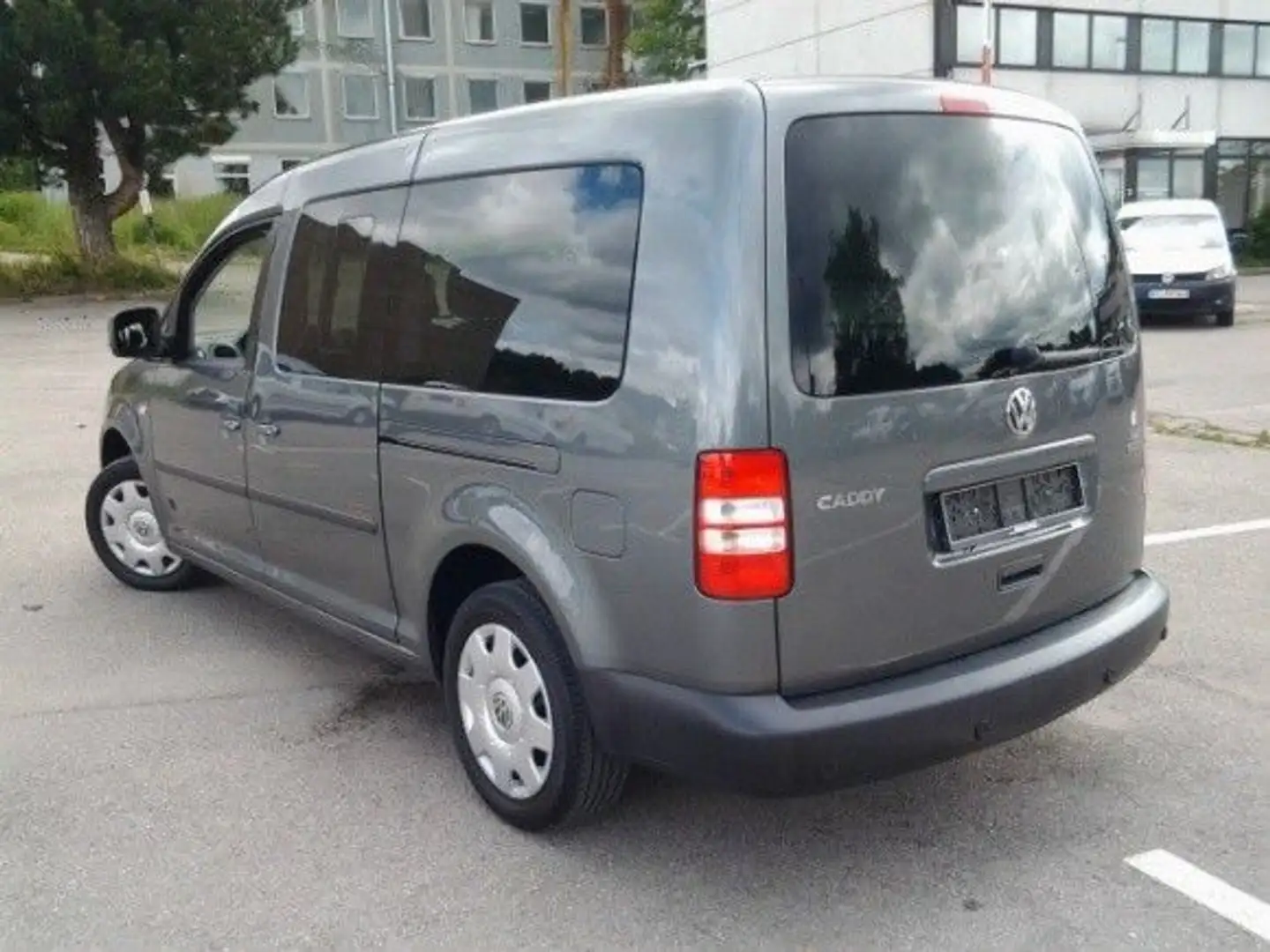 Volkswagen Caddy Kombi Maxi TÜV NEU ! Gris - 2