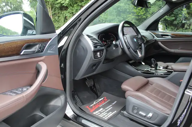 BMW X3 view 7