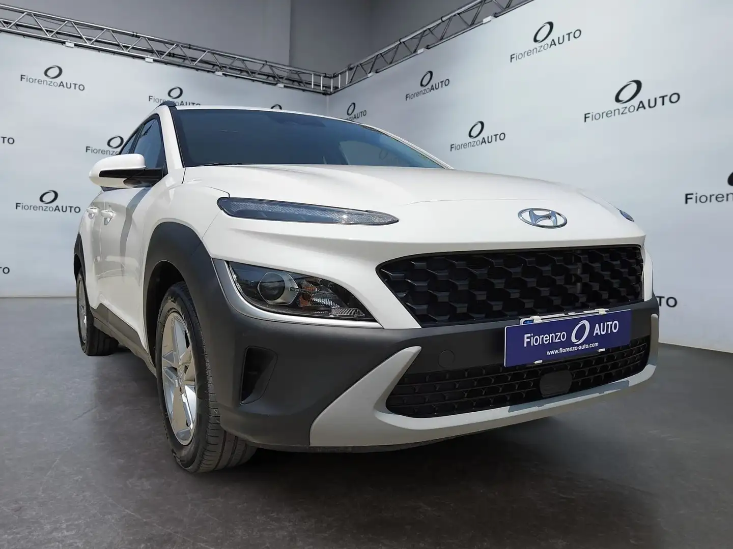 Hyundai KONA 1.0 XLine 88Kw (Man)"PREZZO REALE"(1608) Bianco - 2