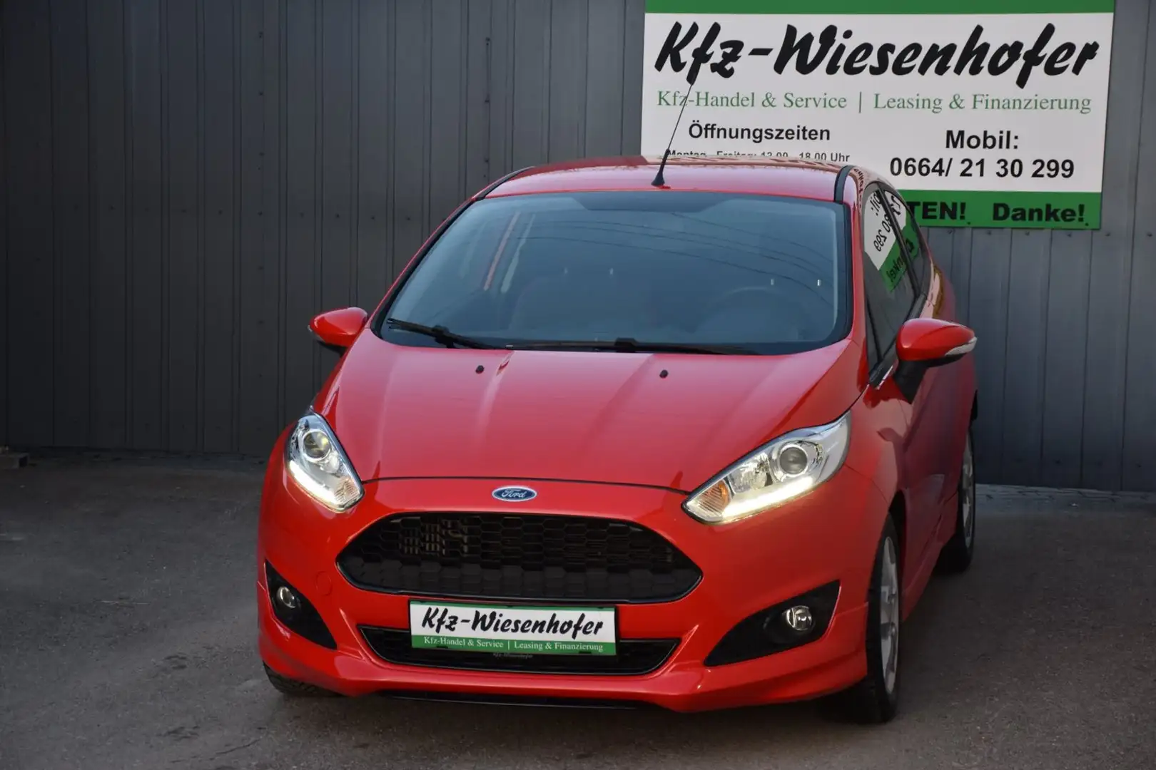 Ford Fiesta Trend 1,0l EcoBoost mit Start/Stop 92KW 125PS Rot - 2
