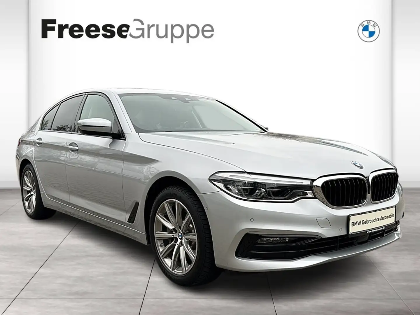 BMW 530 e Limousine Sport Line Head-Up HiFi DAB LED Schwarz - 1