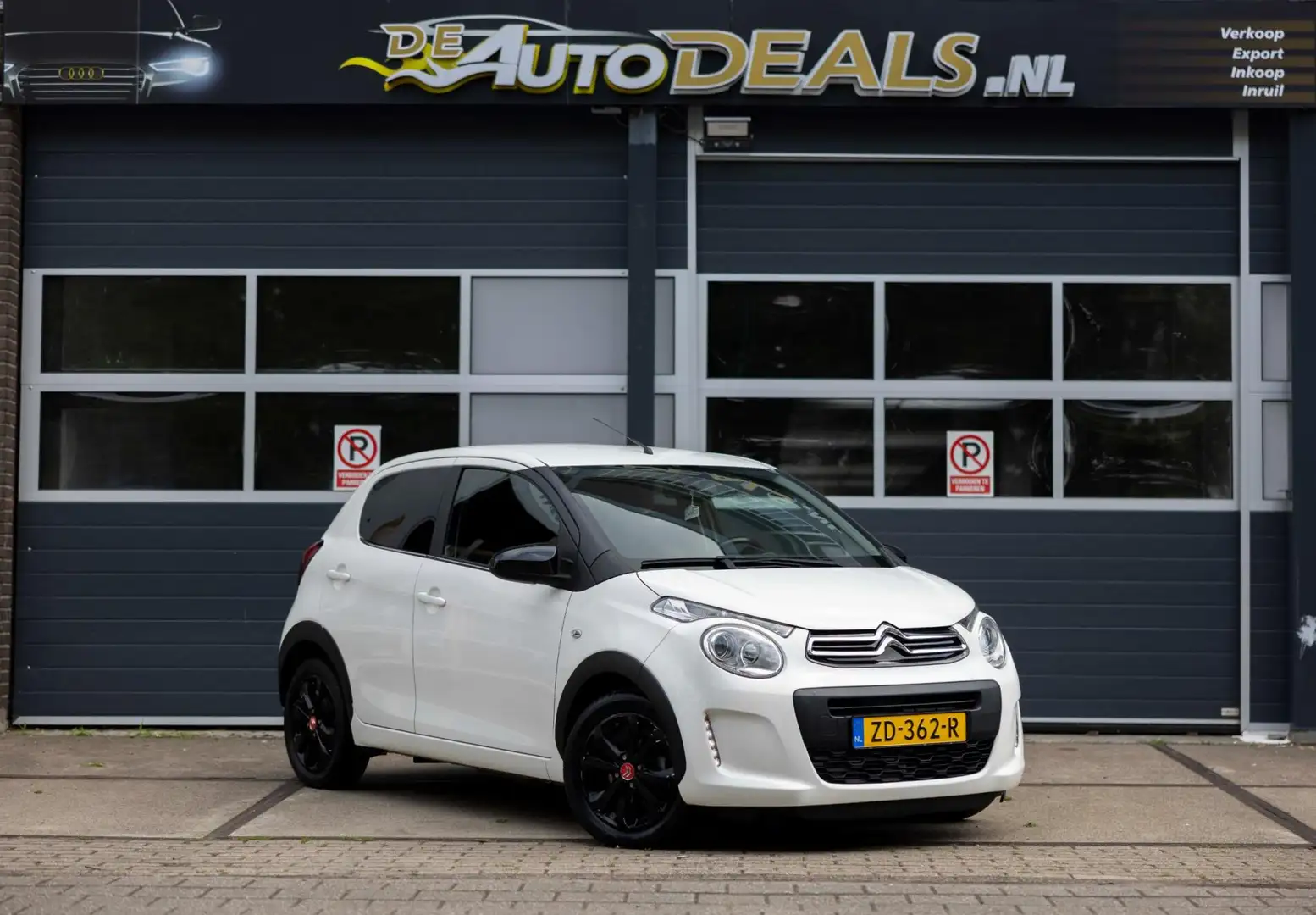 Citroen C1 1.0 VTi Urban Ride Airco Achteruitrij camera Wit - 2