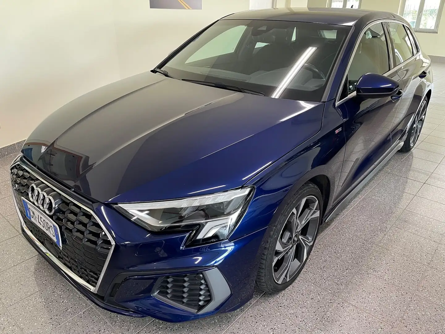 Audi A3 SPB 30 TDI S tronic S line edition Blu/Azzurro - 2