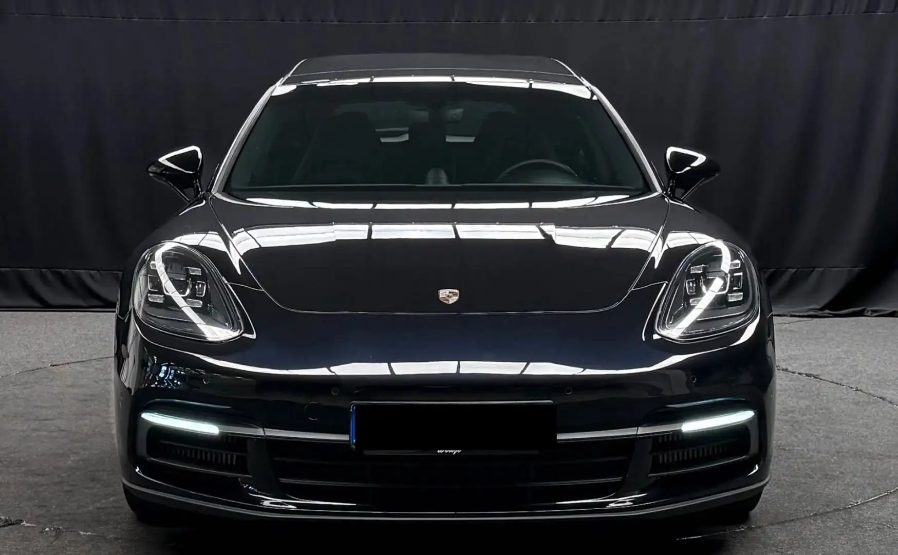 Porsche Panamera Sport Turismo 4 E-Hybrid Noir - 2