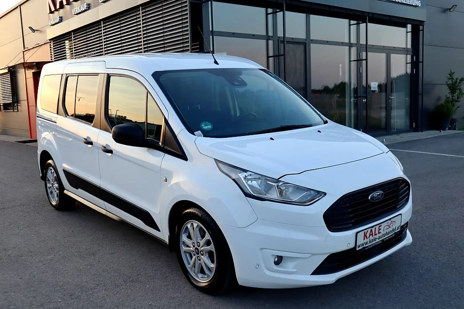Ford Tourneo Connect Tourneo Grand Connect Trend 1,5 TDCi L1*1.Besitz* Weiß - 2