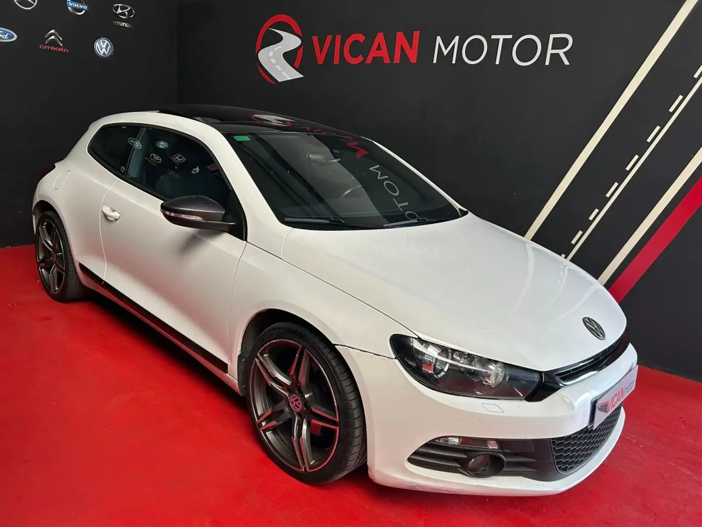 Volkswagen Scirocco 2.0 TSI 210 Blanc - 1