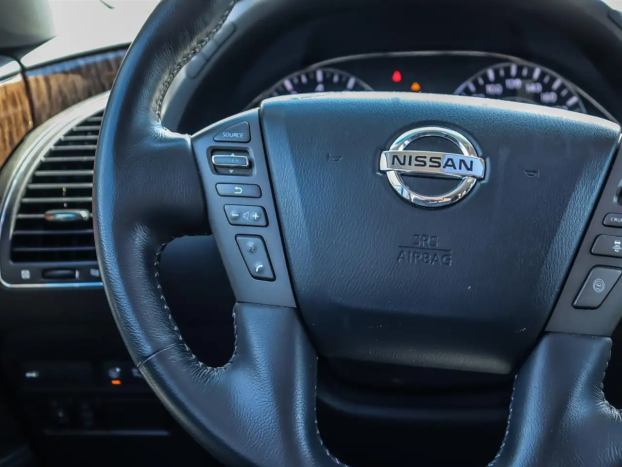 Nissan Armada photo Nissan Armada