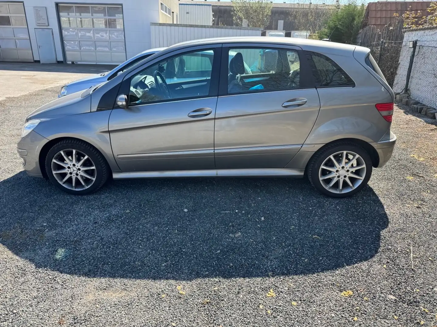 Mercedes-Benz B 200 B 200 Autotronic Béžová - 2