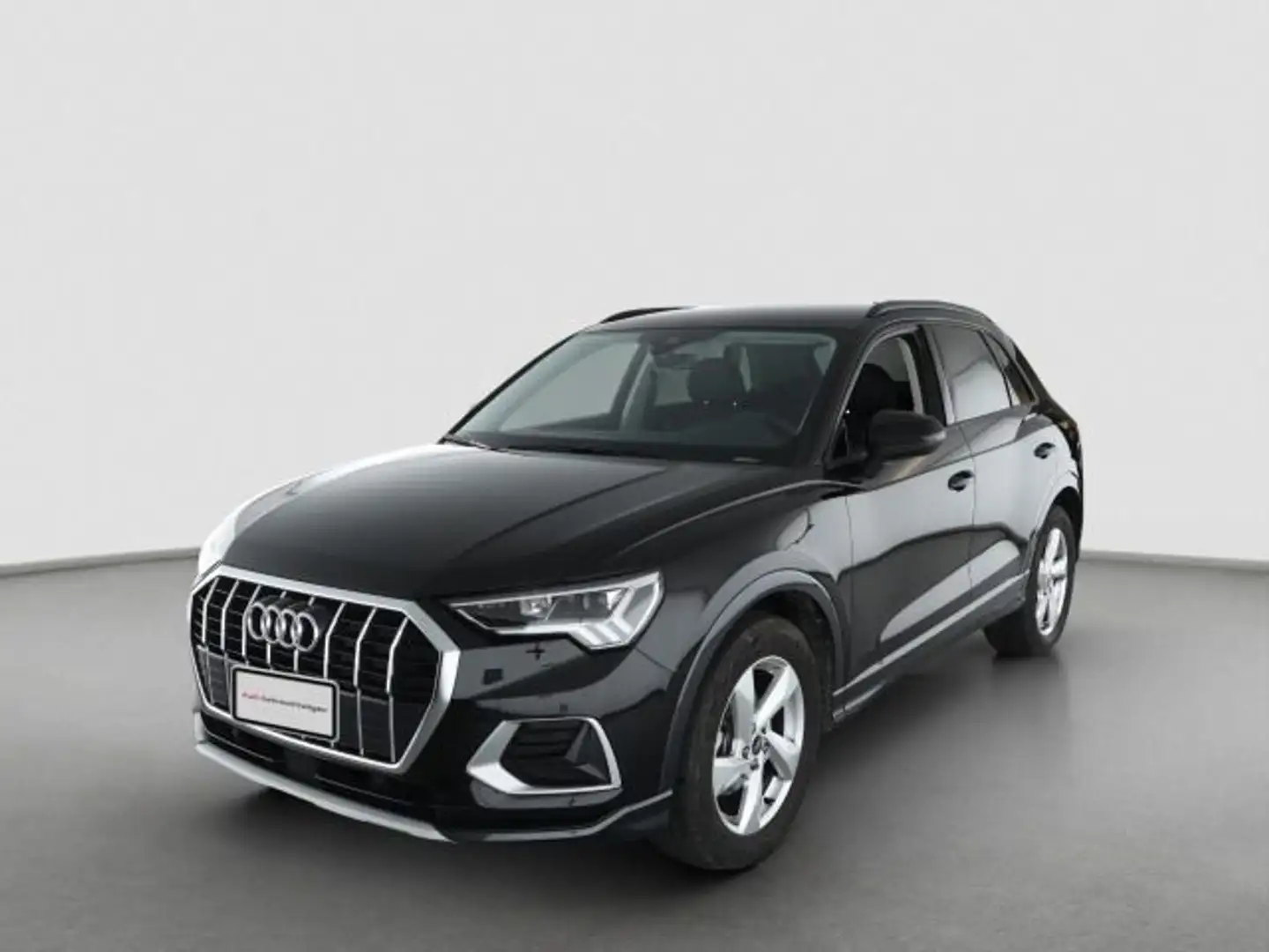 Audi Q3 35 TFSI S tronic AHK Navi SHZ Virtual ACC Schwarz - 2