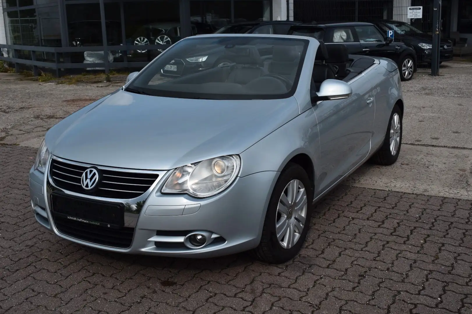 Volkswagen Eos 2.0 TDI DSG*Scheckheft gepflegt*Volleder*AHK Silber - 1