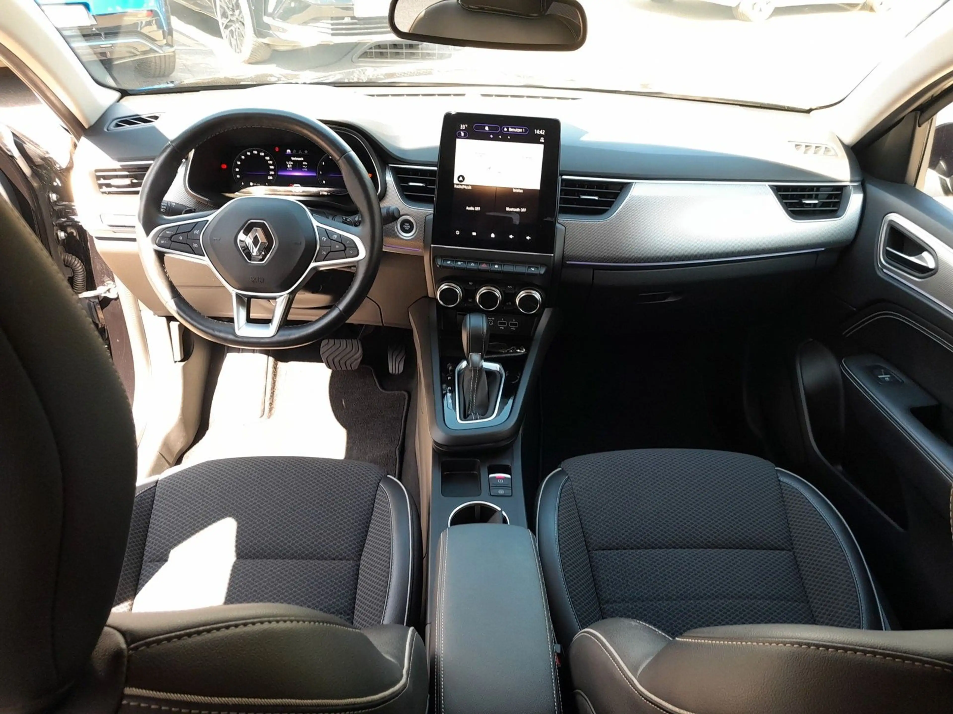 Renault Arkana Mild Hybrid 140 EDC Techno — photo 10