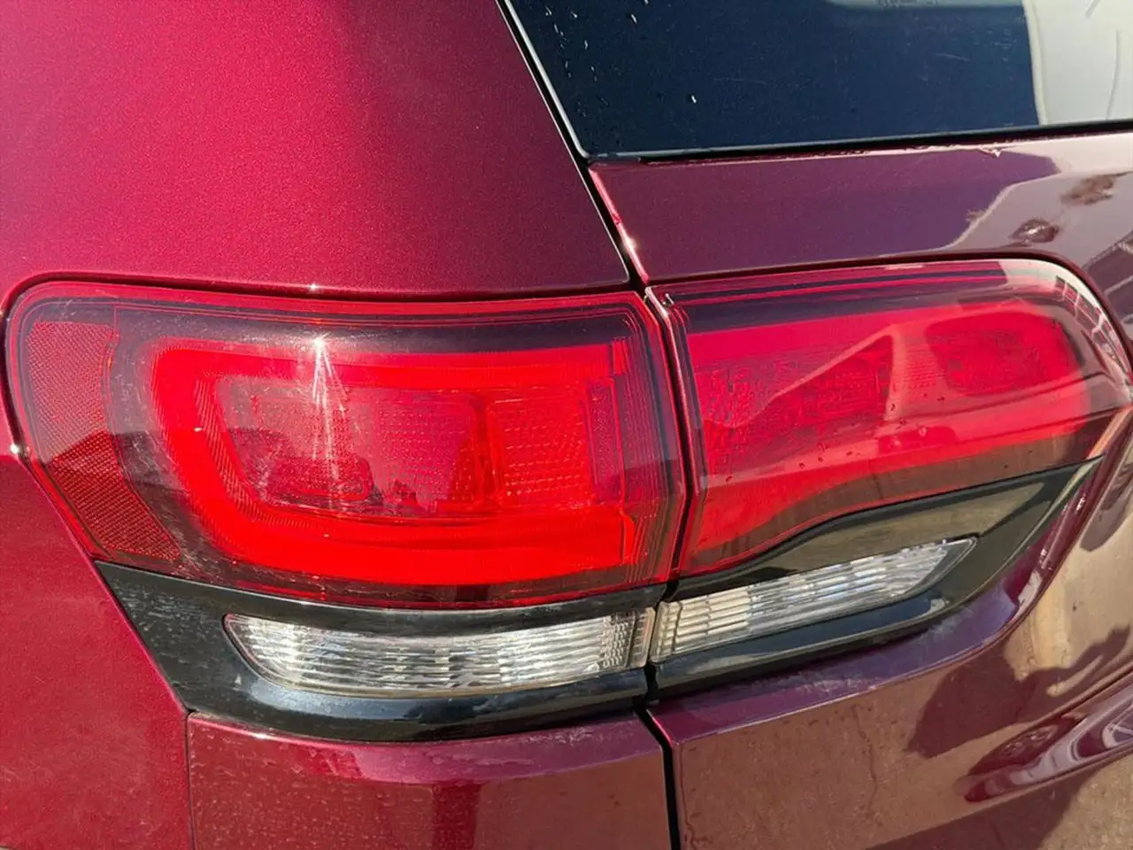 Jeep Grand Cherokee снимка Jeep Grand Cherokee