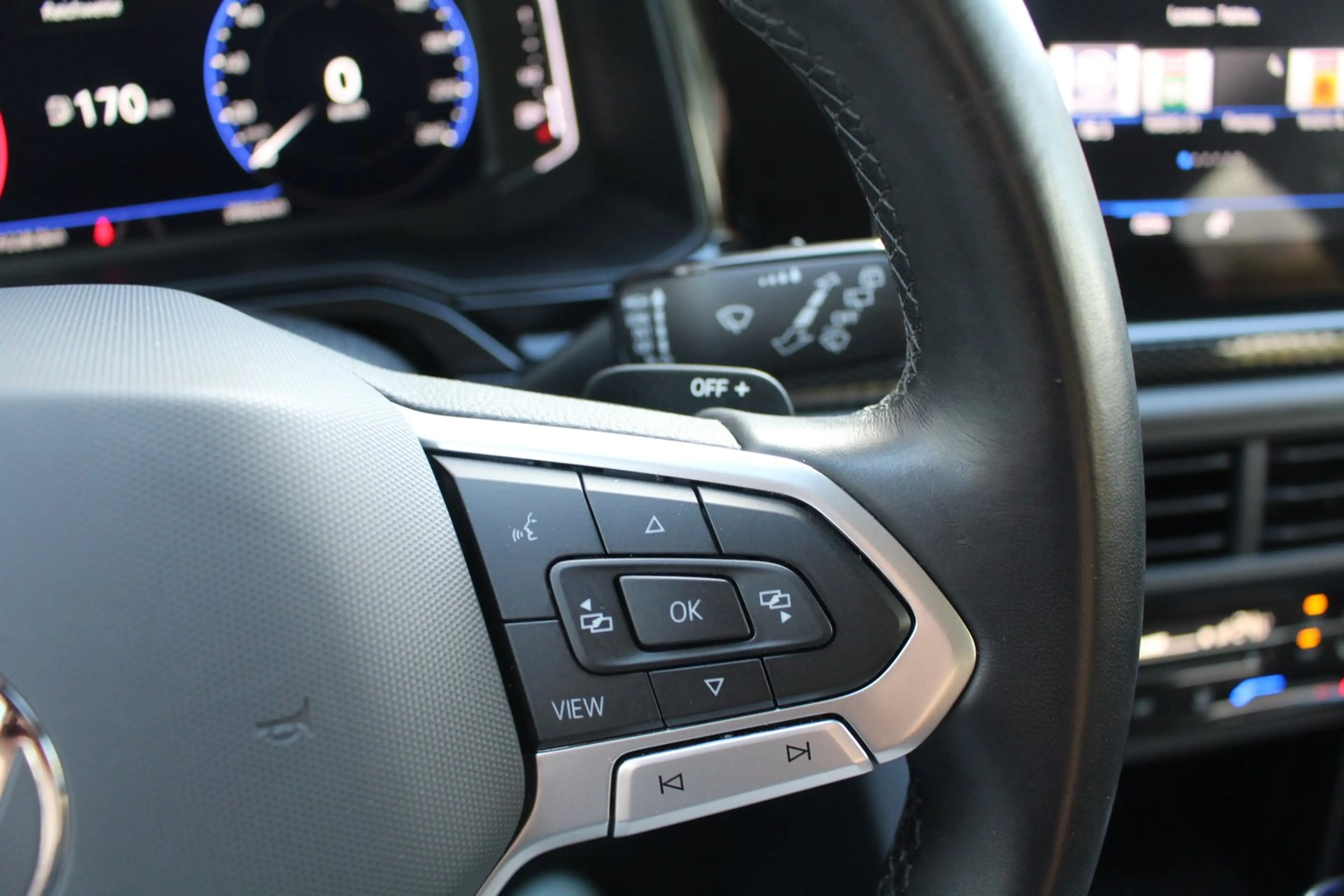 Volkswagen Taigo Life TSI DSG — photo 15