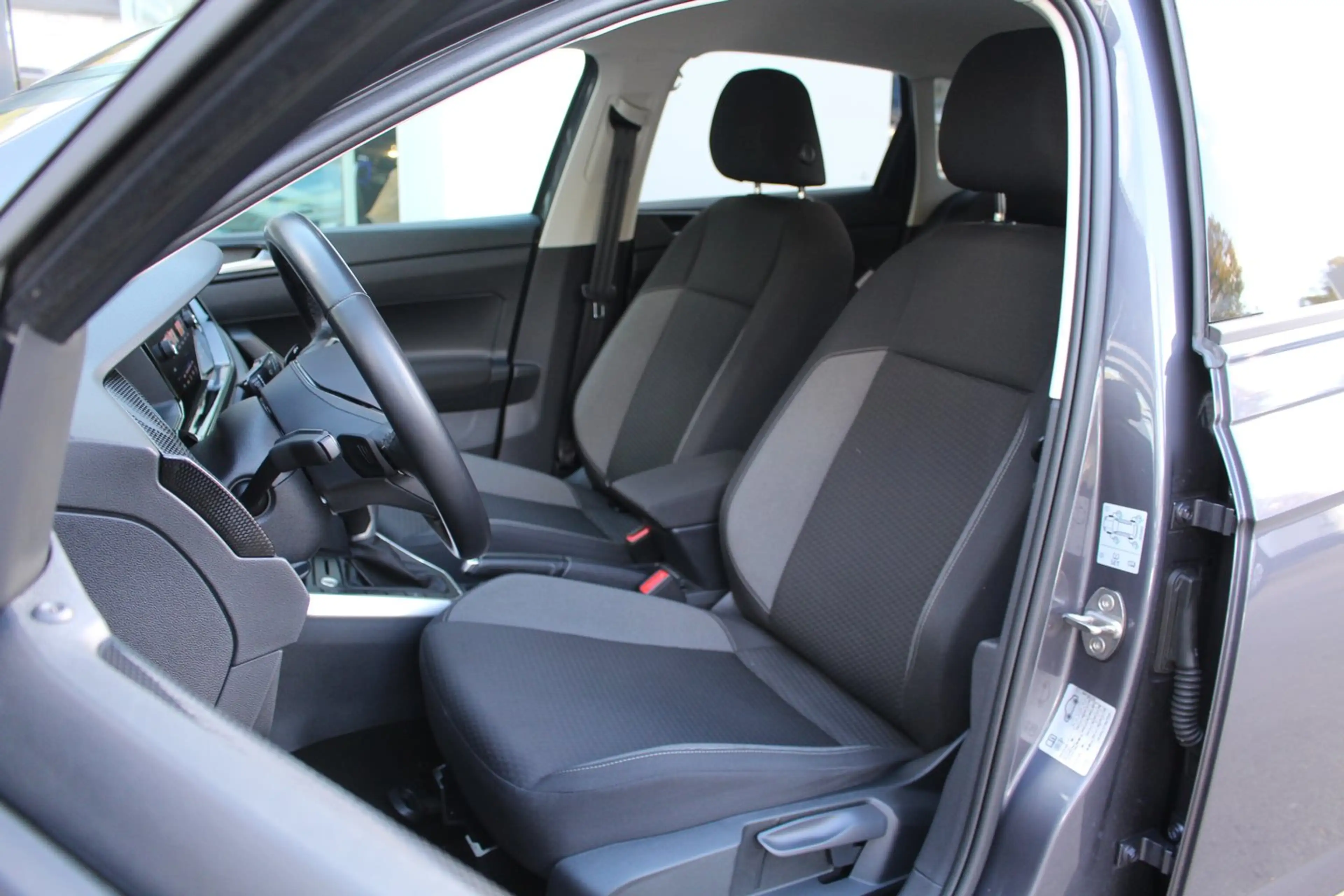 Volkswagen Taigo Life TSI DSG — photo 7
