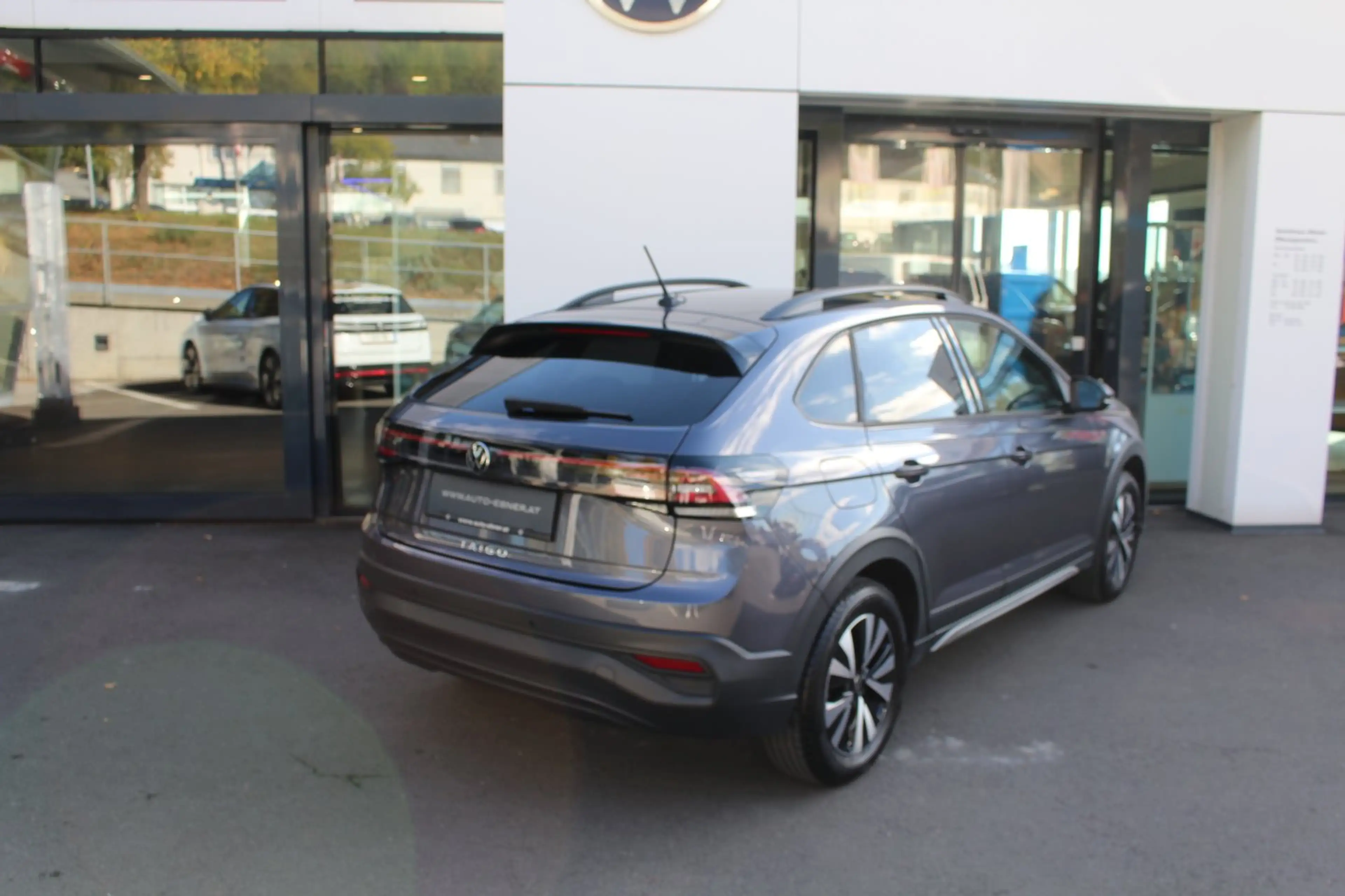 Volkswagen Taigo Life TSI DSG — photo 4